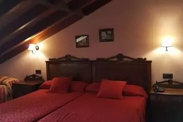 هتل روستایی Casona De Tresali