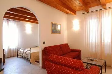 L Antico Borgo B&b