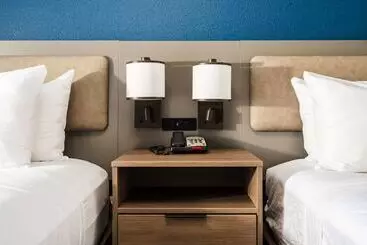 هتل Comfort Suites Columbia Northeast Fort Jackson