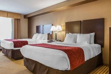 ホテル Comfort Suites Wenatchee Gateway