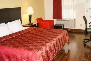 בית מלון כפרי Econo Lodge Inn & Suites West  Energy Corridor