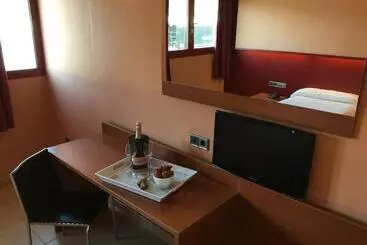 בית מלון כפרי Jonquera