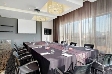 Protea Hotel Fire & Ice! By Marriott Johannesburg Melrose Arch