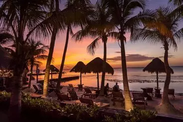 Beachfront Hotel La Palapa Adults Only