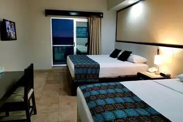 Hotel Coral Island Beach View