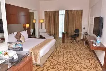 בית מלון כפרי Country Inn & Suites By Radisson, Sahibabad