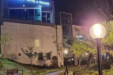 Lumia Hotel & Resort
