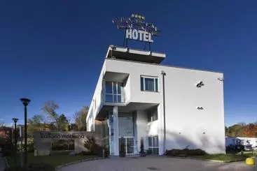 בית מלון כפרי Best Western Ivrea Crystal Palace
