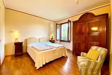 Отель La Locanda Del Notaio