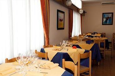 בית מלון כפרי Pigalle