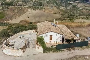 Heritage Cottage In Cianciana With Terrace