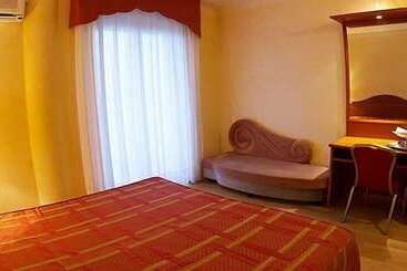 ホテル Parco Serrone