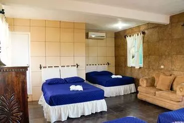 هتل Mi Paraiso Monterrico