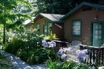 Hotelli Highlands Resort   Adults Only