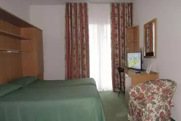 فندق Brione Green Resort