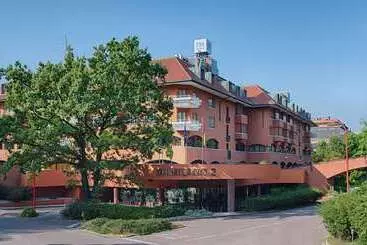 فندق NH Milano 2 Residence