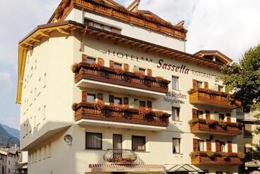 酒店 Sassella