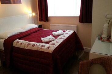 فندق Melbourne House