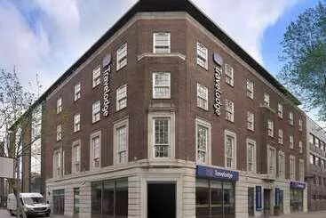 هتل Travelodge London Central Waterloo