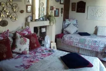 בית מלון כפרי Chez Teresa A Taste D Angleterre