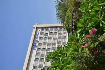 Отель Park Inn By Radisson Abu Dhabi Yas Island