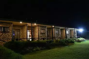 هتل Starling Bird Resort