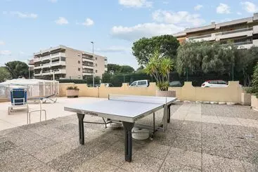 P&v Residence Saint Laurent Du Var