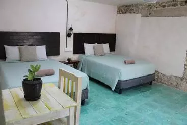 Herberge Valladolid 48 Hotel & Hostal
