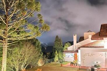 بنسيون Pousada Hortelã