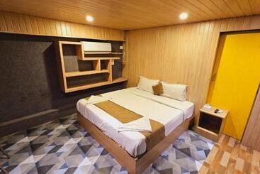 Vandrarhem Clock Inn