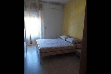 بنسيون Room In Bb   Quadruple Room In Pineto   A Few Meters From The Sea