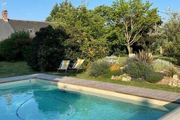 Bed and Breakfast Chambres D Hôtes Avec Piscine Et Spa La Folière Saumur