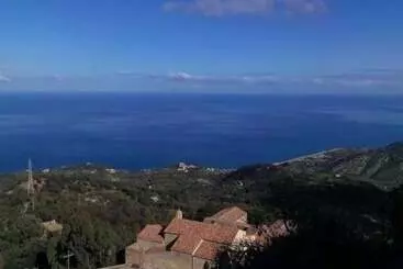 ペンション La Travernetta   The Authentic Tusa