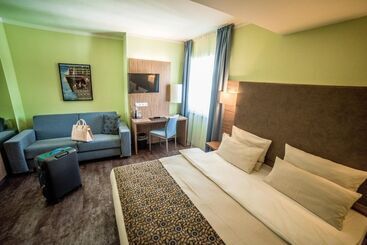 Central Regensburg Citycentre, Sure Hotel Collection By Best Western