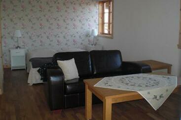 مبيت وإفطار Gästrum Gnottnehult