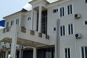 Camas Hotel & Suite Asero Abeokuta