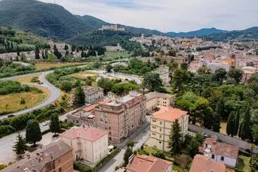 Pensió Residence Villa Tota