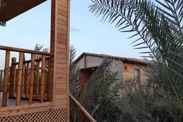 Bed and Breakfast Karabi̇bi̇k Bungalow