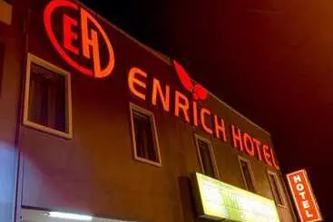ホテル Enrich