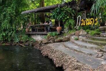 Phumontra Resort Nakhon Nayok