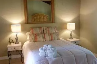 ユースホステル Clos Benoit, A Vineyard Inn