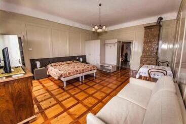 פנסיון Casa Alice