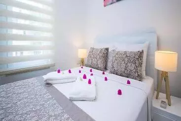 هتل آپارتمان Yenier Apart Kas