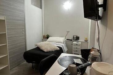 ベッドアンドブレックファースト Beb Casa Di Lia