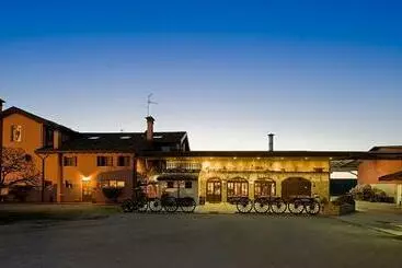 ホテル Agriturismo Il Picchio