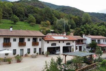 فندق Agriturismo Riva Dei Coz