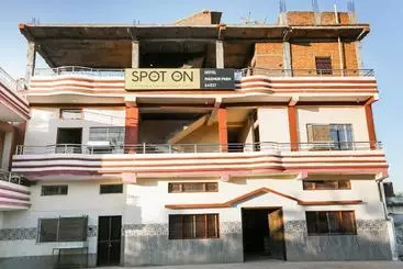 Hotel Spot On 64837  Madhur Prem