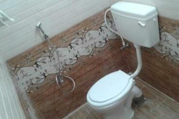 Pension Aan Five Bedroom Guest House