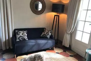 ペンション Le Domaine De Camblanes