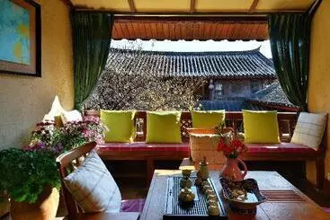 酒店 Blossom Hill Inn Lijiang Neverland